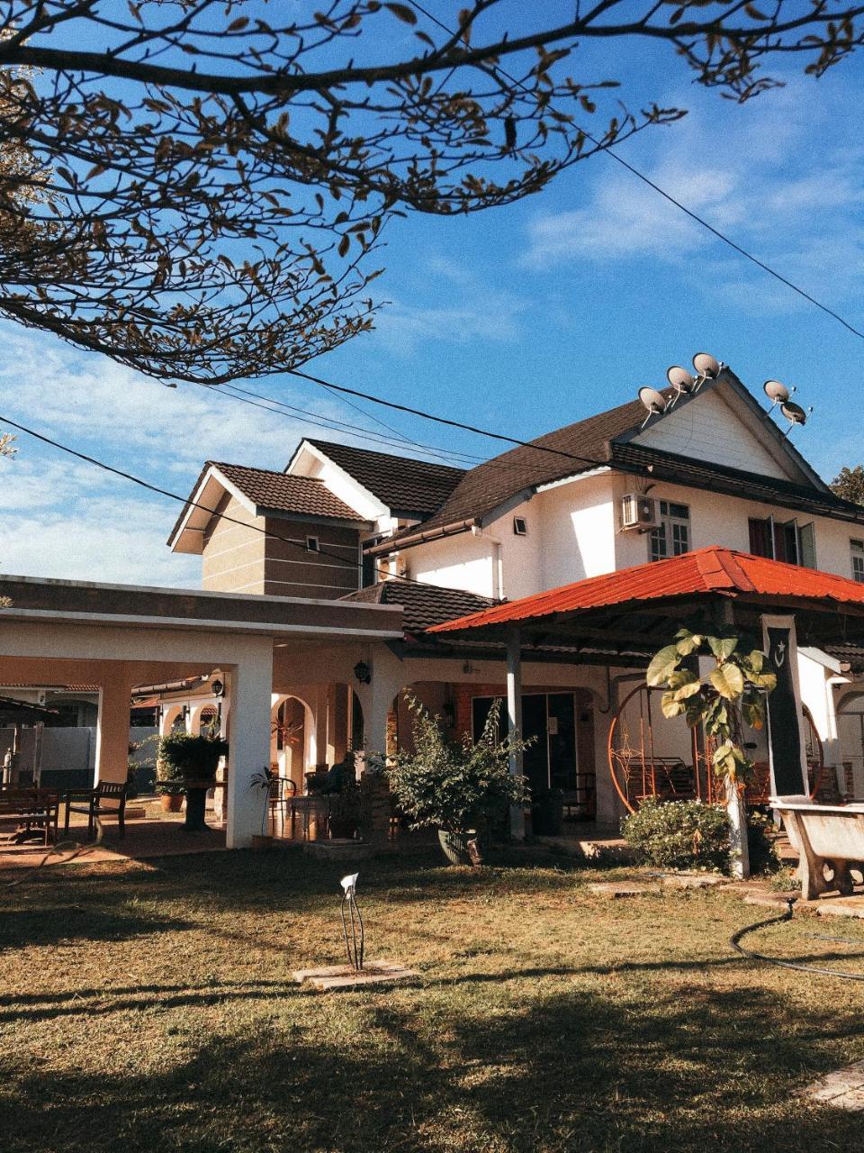 Sura Inn Dungun Dış mekan fotoğraf